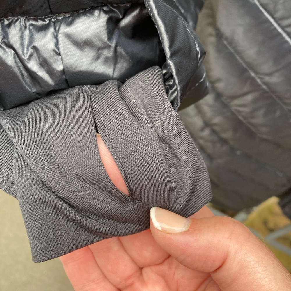Columbia Women's Hooded Packable Puffer Jacket in Charcoal - Picture 10 of 12